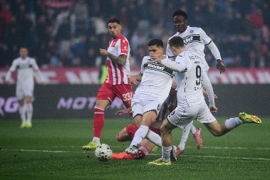 BURA NA MARAKANI Mateuš odbranio Vukotiću penal, Kostić prestupio (VIDEO)