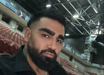 SA STRANE ŠAVOVI Prve Azisove fotke nakon ugradnje 600 kubika u grudi! (FOTO)