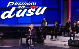 SMRT U DOMU NAŠEG PEVAČA (72): "Da mi nije mikrofona, pitao bih se kako da preživim"