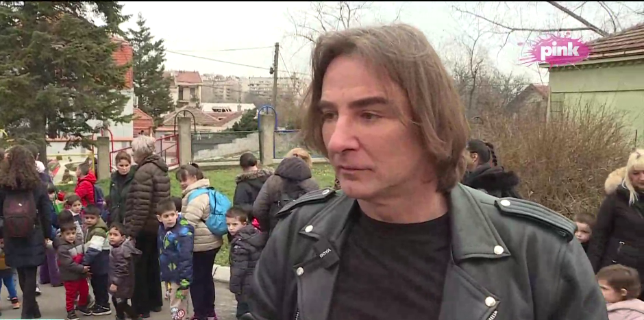 SVE JE SPREMNO, KOPAONIK IH ČEKA! Željko Mitrović ispratio i treću, najmlađu grupu DECE bez roditeljskog staranja na zimovanje!