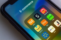 Brojka šokirala - Američki gigant za gotovinu kupuje platformu za onlajn prodaju