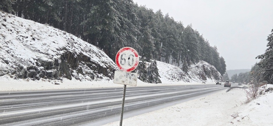 SNEG, MAGLA I POLEDICA PRAVE HAOS NA SRPSKIM PUTEVIMA: Bez ovoga ne krećite na put 