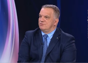 Na mesto v.d. direktora Pete beogradske gimnazije postavljen Ognjen Mrvaljević