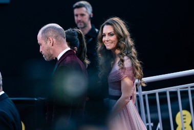 Majka za desetku: Kejt Midlton ovako vaspitava decu, jedna stvar joj pomaže kada ,,zagusti"