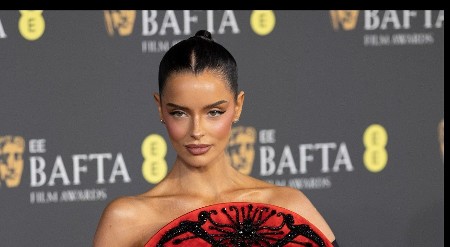 Zabolele su nas oči kad smo videli ovu haljinu! Fantazija na dodeli BAFTE se upravo desila