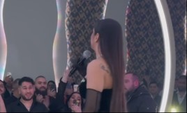 NEKADA JE PRODAVALA DONJI VEŠ, A ONDA JE SMUVALA MILIONERA Pevačica sada živi luksuznim životom, a dane je provodila na pijaci!