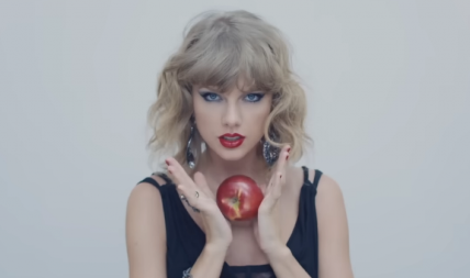 Šta će joj kada je preslatka bez nje? Tejlor Svift bez trunke šminke, evo kako izgleda njeno lice