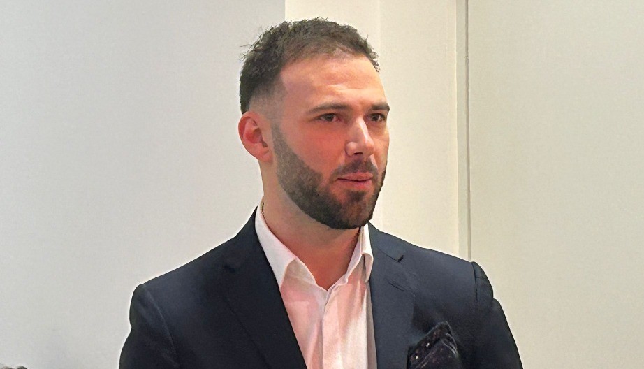 PRVO POJAVLJIVANJE MARKA GAČIĆA NAKON SKANDALA Za spekulacije o prevari poručio samo jedno! (VIDEO)