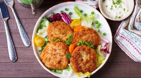 POSNE PLJESKAVICE NA VODI Hrskave spolja, mekane iznutra, niko neće verovati da su bez mesa