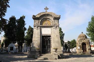 NOVA SEZONA BESPLATNIH VOĐENIH OBILAZAKA NOVOG GROBLJA OTVARA SE 1. MARTA 2026. GODINE