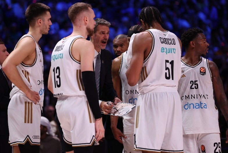 DUBAI NE ODUSTAJE OD PLEJ-INA Ubedljiva pobeda pred gostovanje Partizanu