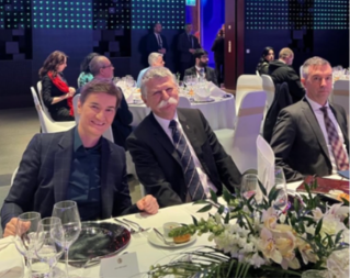 BRNABIĆ STIGLA U BUDIMPEŠTU: Velika čast ukazana je Srbiji (FOTO)