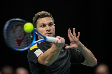 KAKVA SENZACIJA Srbin isprašio Zvereva