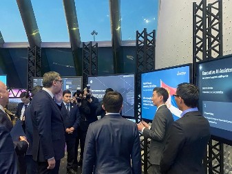 VUČIĆ NASTAVLJA OBILAZAK ASTANE Predsednik posetio prostor u kome je održan EXPO 2017