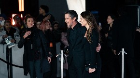 Ovaj holivudski glumac je oženio Srpkinju: Zbog Sandre je promenio veru i zaratio sa familijom!