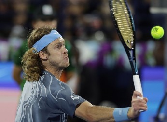 VELIKO IZNENAĐENJE Ništa od ruskog finala u Dubaiju