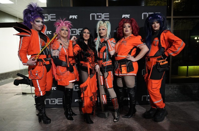 "PRIMITIVNO, NEPRIJATNO I JEFTINO" Harem Girls izazvale buru nastupom na PZE, nisu ispunile očekivanja?! (FOTO)