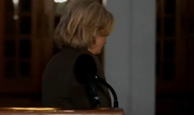 "ZAŠTO JE ONA BILA POZVANA NA VENČANJE?" Hilari naglo prekinula konferenciju nakon ovog pitanja (VIDEO)