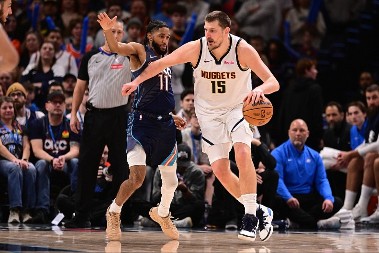 IZRAZ LICA KOJI UTERUJE STRAH U KOSTI Slika koja najbolje pokazuje koliko je Jokić bio besan (FOTO)