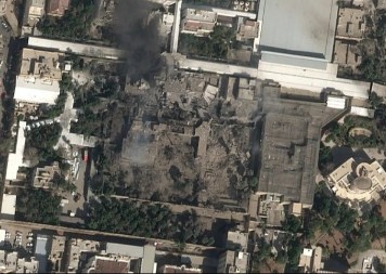 AMERIČKE BAZE U PLAMENU, IRAN KRENUO U OSVETU! Objavljen snimak razaranja kuće ajatolaha Hamneija, raste broj poginulih