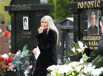 PROMENJEN SPOMENIK SAŠE POPOVIĆA Na zahtev udovice izgleda drugačije, imala je dobar razlog