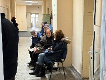 GRAĐANI U OPŠTINAMA I POŠTAMA, REDOVI SE STVARAJU: U petak ističe rok za prijavu objekata (FOTO)