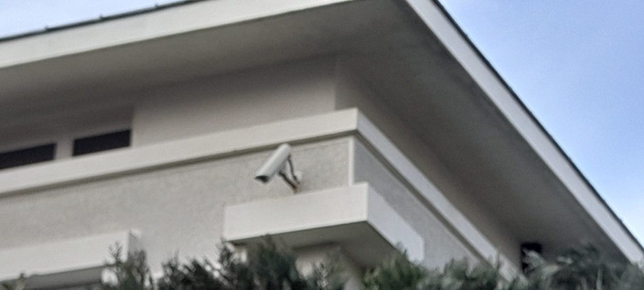 KAMERE SNIMILE NAPADAČA? Istražitelji pregledaju video-nadzor nakon napada na Čolinu kuću