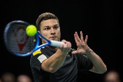 OČAJAN START SEZONE Kecmanović ispao već na startu turnira