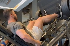 TRENING SE PRETVORIO U NOĆNU MORU Dok je gurao 400 kilograma, koleno mu PUKLO - kamera zabeležila jeziv prizor! 