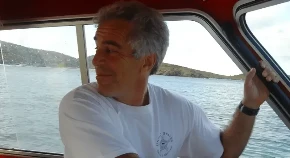 "DAKLE, IMAŠ 14 GODINA. NEĆEMO TO REĆI NIKOME" Uznemirujuća svedočenja Epstinovih žrtava: Što su mlađe, to bolje"