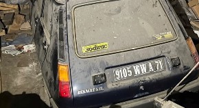 43 GODINE ZAKLJUČAN U GARAŽI Kupila auto iz snova, sela u njega SAMO JEDNOM – kad su otvorili vrata, OSTALI BEZ TEKSTA!