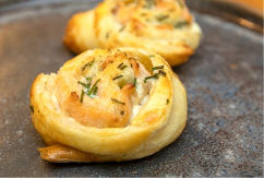 NEODOLJIVI PUŽIĆI SA TOPLJENIM SIROM Kad ih jednom probate zaboravićete na pekaru