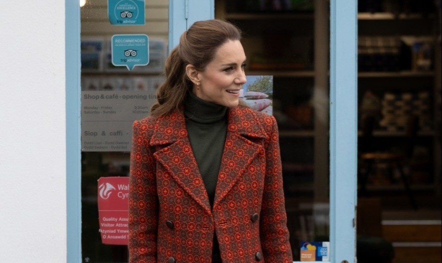 Kaput Kejt Midlton je savršen: Prekršila je pravila kraljevskog dvora, ali je vredan toga!