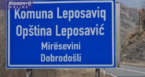 KURTI OPET BRIŠE SRPSKI TRAG NA KiM Uklonjene table na ćirilici u Leposaviću i Zvečanu