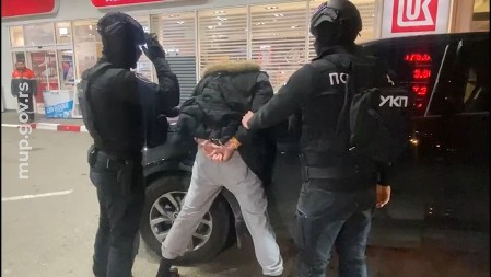  DETALJI HAPŠENJA "VRAČARSKE" EKIPE Nudili zaštitu, palili lokale i povredili policajce