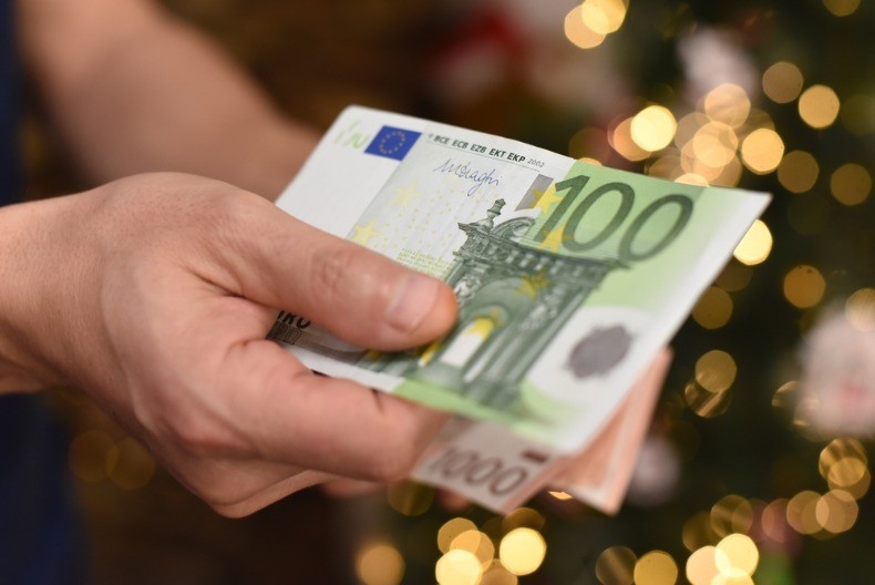 GRAĐANI, PAŽNJA! Nova odluka je stupila na snagu, tiče se kursa evra