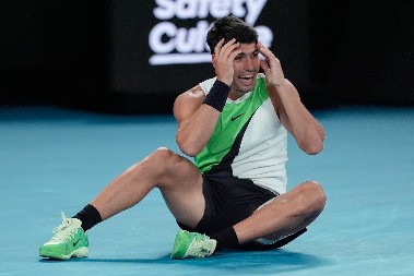 OVO NIKO NIJE OČEKIVAO Karlitos je zaradio milione, a jedna njegova odluka šokirala je ceo svet