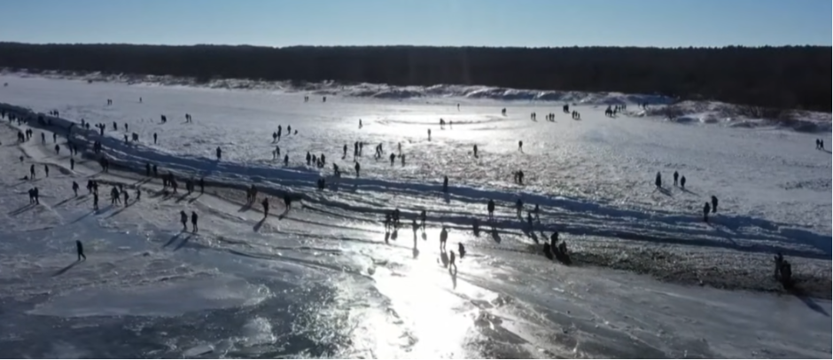 SLIKE ZALEĐENOG BALTIČKOG MORA ODUZIMAJU DAH Ovo se stvarno retko viđa