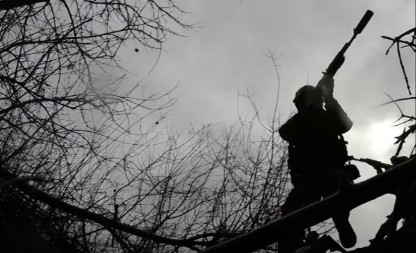 NEOSVOJIVA TVRĐAVA JE PROBIJENA! Rusi ih izblefirali - snimljena predaja 10 ukrajinskih vojnika