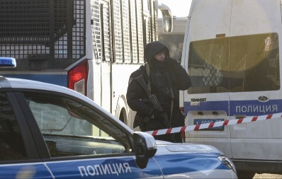 KRV PO PODOVIMA, SRČA NA SVE STRANE Krvavi masakr u studentskom domu u Rusiji