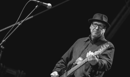 TUGA U MUZIČKOM SVETU! Umro basista legendarne grupe "Television" (FOTO)