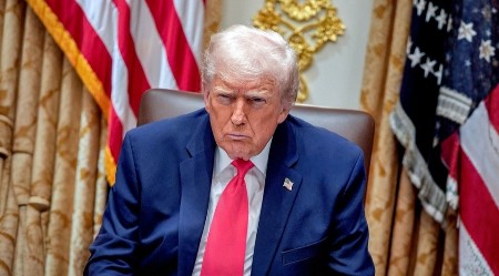 "TRAMPE, NE PREDAJEMO ORUŽJE" Stigla pretnja SAD-u