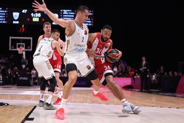 ŠANSA ZA ZVEZDU Olimpijakos sa jednim plejmejkerom na megdan beogradskom timu