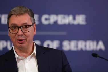 Vučić sutra od vladike bihaćko-petrovačkog Sergija dobija orden za dobročinstvo