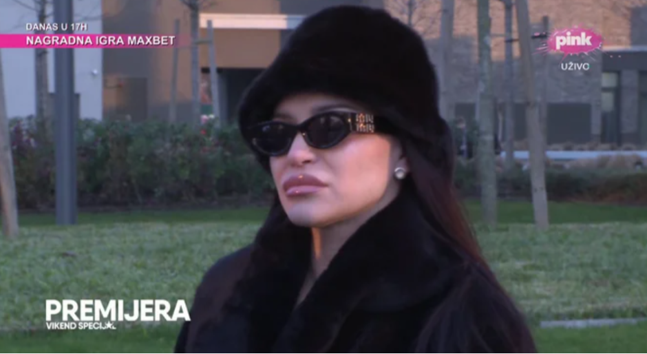 "UŽASNO JE, LJUDI, STANITE" Pevačica van sebe zbog dešavanja na estradi, spomenula i Milicu Todorović