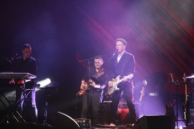 "20 DANA NAKON SMRTI ROĐENOG BRATA SAM MORAO DA PEVAM" Bolna ispovest pevača o porodičnoj tragediji 