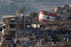 URUŠILA SE ZGRADA, SPASIOCI KOPAJU PO RUŠEVINAMA: Strahuje se da ih ima još ispod betona