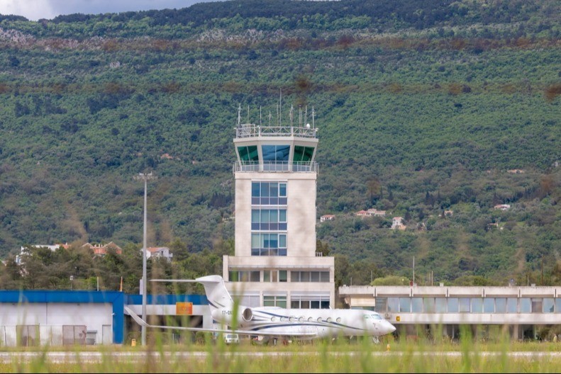 Država prisvaja aerodrome - Zeta i Tivat ostaju bez lokalnih prihoda