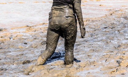 ČOVEK JE DANIMA TONUO U ŽIVO BLATO Mislio je da mu nema spasa, a onda se dogodilo nešto NEVEROVATNO