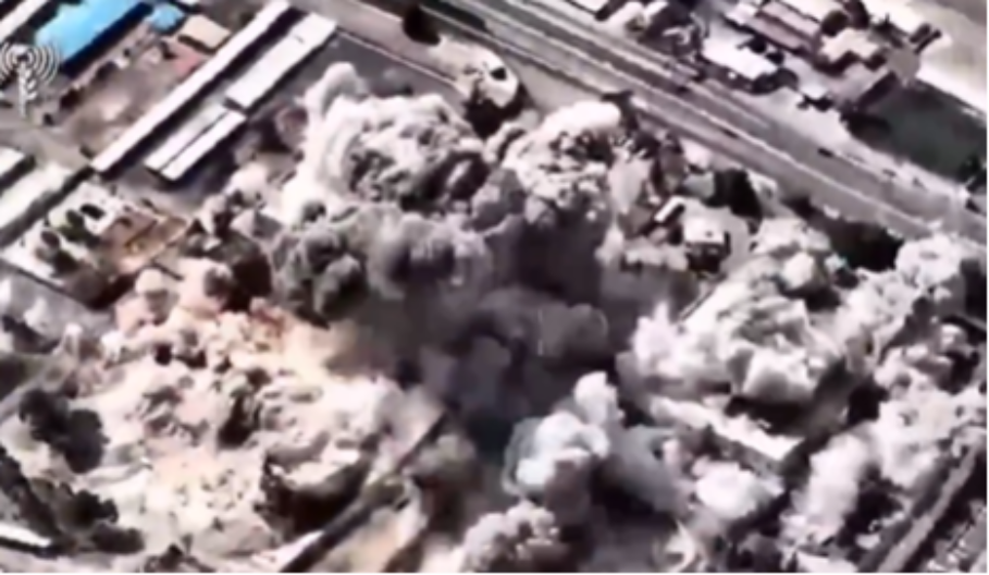 OVO JE TRENUTAK KADA JE LIKVIDIRAN IRANSKI AJATOLAH: Desetine izraelskih bombi razorile sedište iranskog vođe!